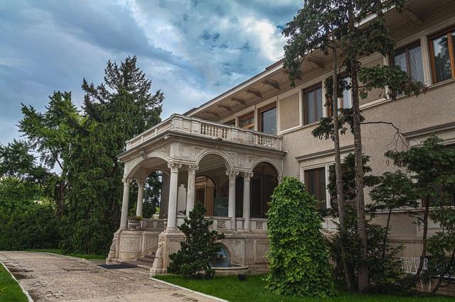 Primăveri Palace